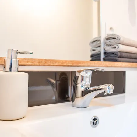 アパート T3 Duplex De Charme Au Coeur Du Quartier Historique ナント