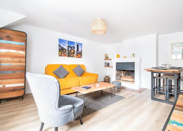 T3 Duplex De Charme Au Coeur Du Quartier Historique Apartment